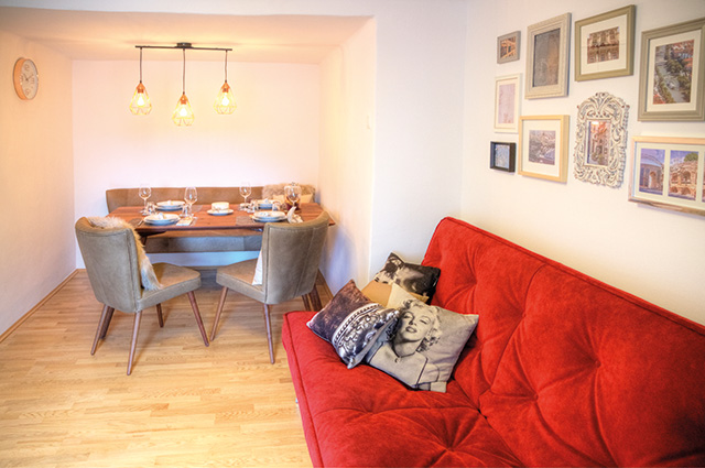 Wohnbereich Apartment Joanneum